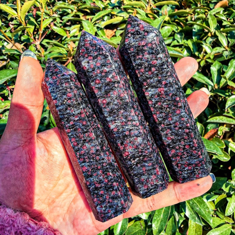 Natural Garnet Biotite Symbiotic Crystal Quartz Matrix Tower Pointed Stele 7 to 8cm Polished Stone Spiritual Gemstone Interior Decoration Crystal Array Combination Holiday Gift Personal Collection - Image 2