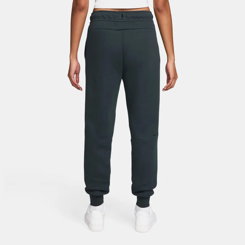 Nike Green Women's Sportswear Tech Fleece Joggers for Women | Best Price UAE