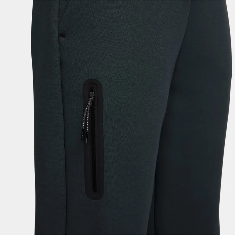 Nike Green Women's Sportswear Tech Fleece Joggers for Women | Best Price UAE
