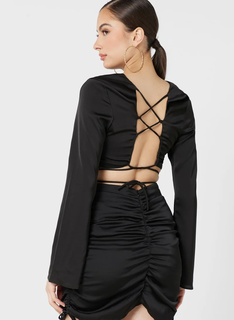 GLAMOROUS Crew Neck Crop Top