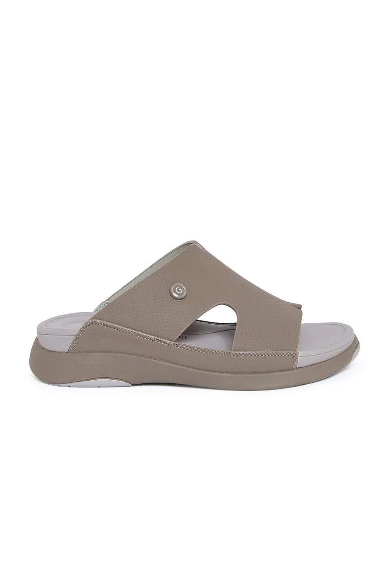 Comfort Arabic Sandals for Men – Classic Slip-On Open Toe Sandals with Cushioned Footbed for Daily Wear