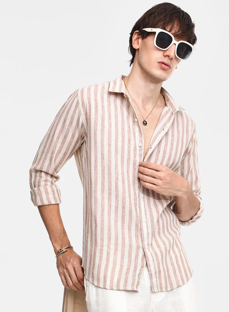 كامبوس سوترا قميص رجالي بني مخطط كاجوال بياقة واسعة وأكمام طويلة