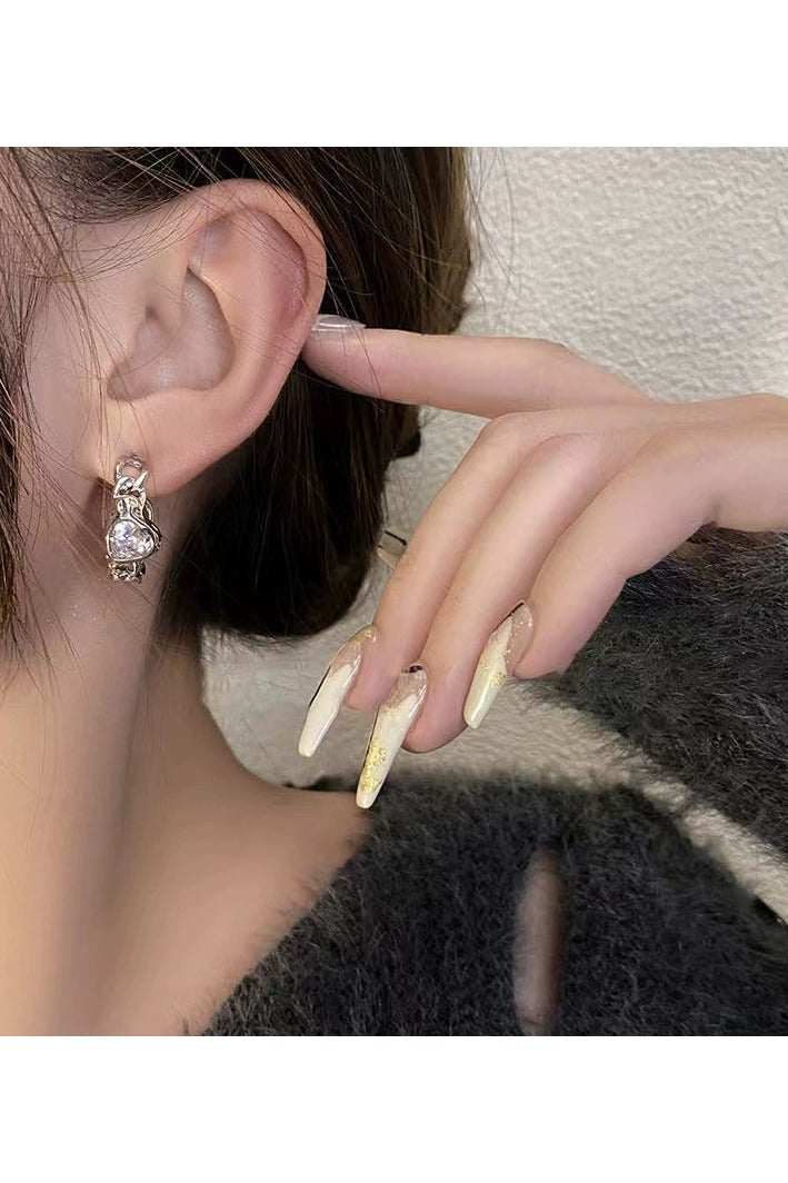 Goolsky Unique Heart-Shaped Stud Earrings for Women – Minimalist Chic Cold-Tone Design, Elegant Statement Jewelry for Round Faces  - Image 4