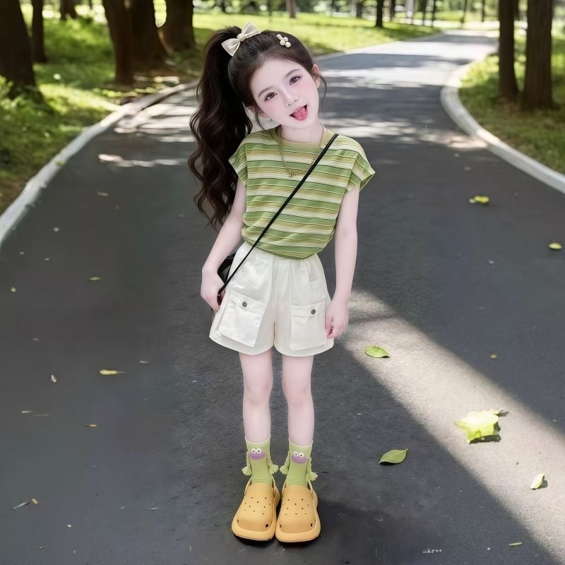 Girls'' Summer Outfit New Style Children''s Loose-Fitting Korean-Style Short-Sleeve Fashionable Workwear Shorts Two-Piece Set - Image 2