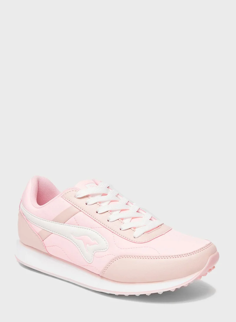 كانغاروس Women's Sports Shoes