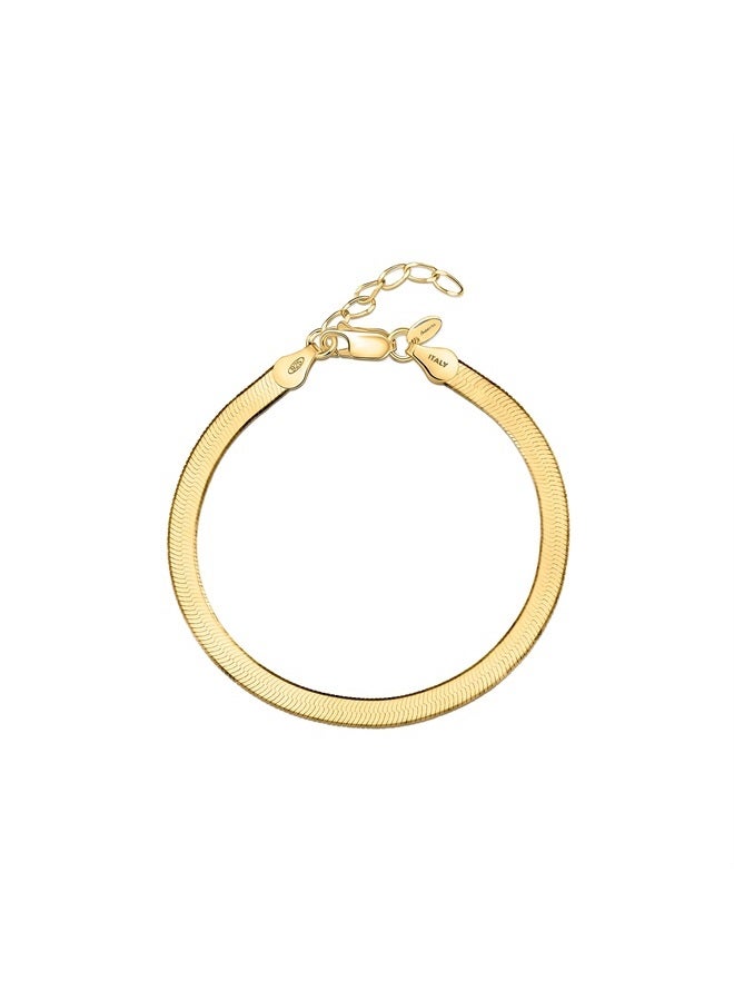 Amberta سوار ثعبان مسطح من الفضة الإسترلينية 925 للنساء: سوار هيرينغبون مطلي بالذهب بسمك 4.5 مم وطول 8 إنش