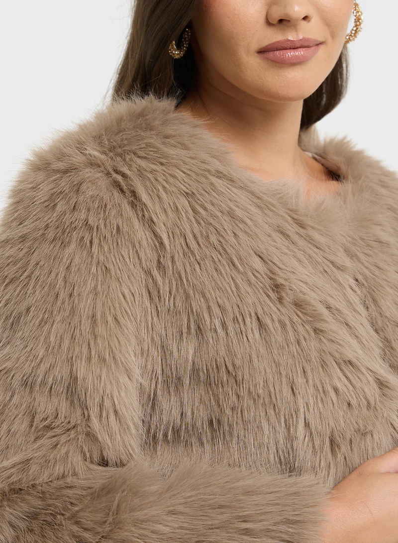 جينجر Faux Fur Open Front Coat
