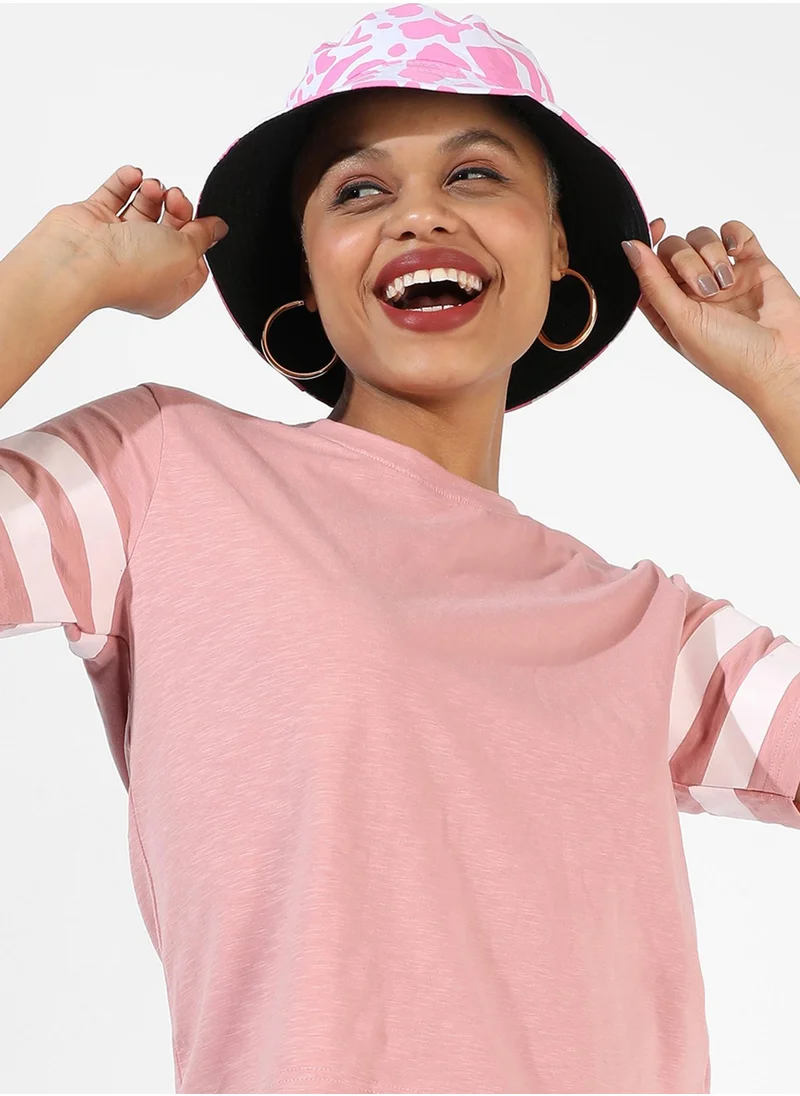 Campus Sutra Campus Sutra Women's Pink Solid Regular Fit Top For Casual Wear | Crewneck | Short Sleeve | Top Crafted With Regular Sleeve, Comfort Fit & High-Performance For Everyday Wear