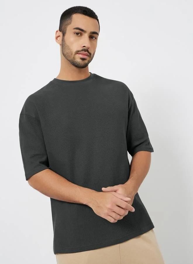 Styli Men Charcoal Waffle Knit Oversized T-Shirt