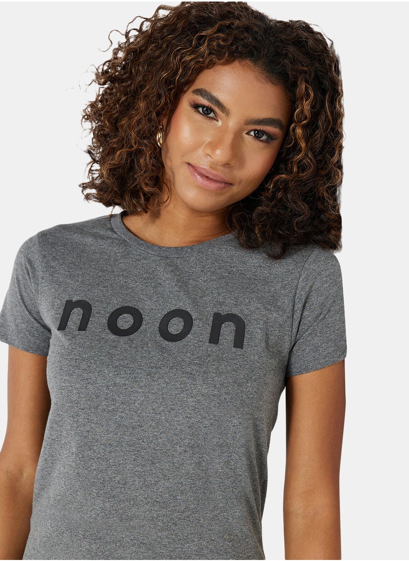 Women's Noon Merchandise T-Shirts with Logo Print - pzsku/Z95409BC9B906EEF5FB91Z/45/_/1667316852/5b66102c-15ec-44fa-8671-5929949ff373