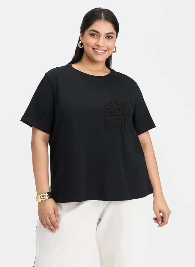 Virgio VIRGIO 100% Cotton Crochet Patch Pocket Tee