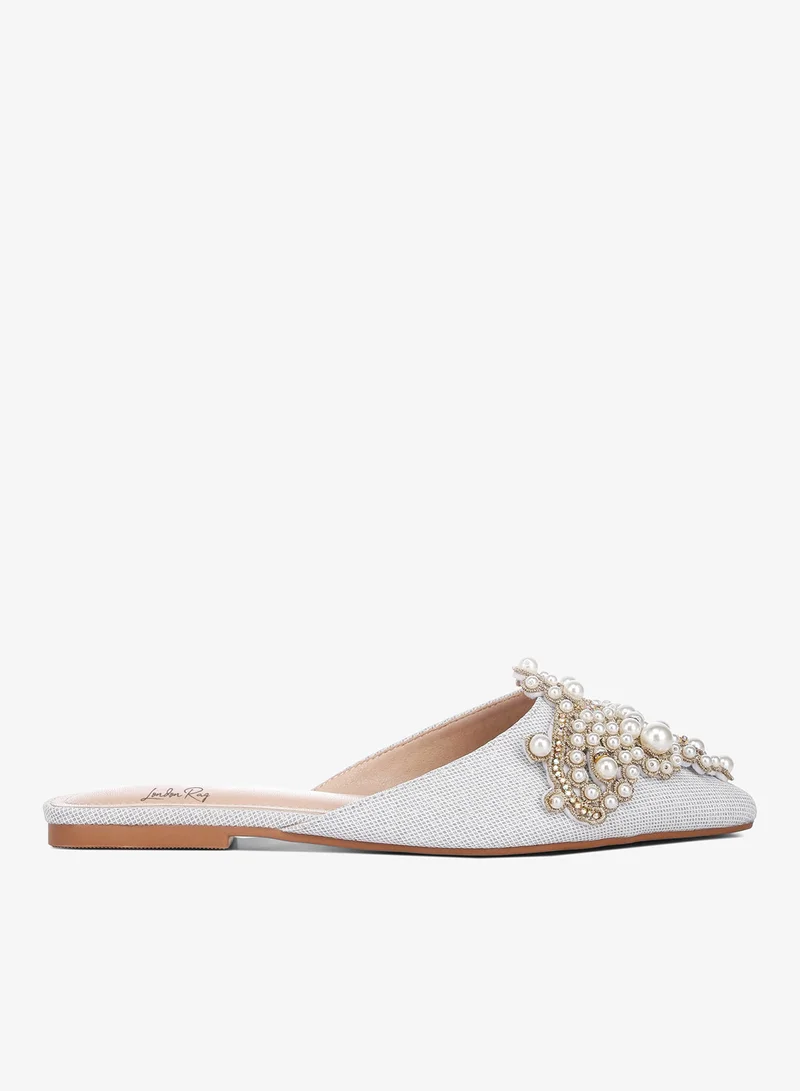 Embellished delicate pearl Mules in Silver