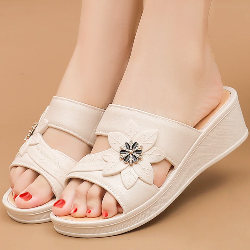 Moms And Women'S New Fashion Slippers Lightweight Summer Casual Wearing Daily Bathroom Home Non-Slip Soft Bottom Wear-Resistant - Image 2