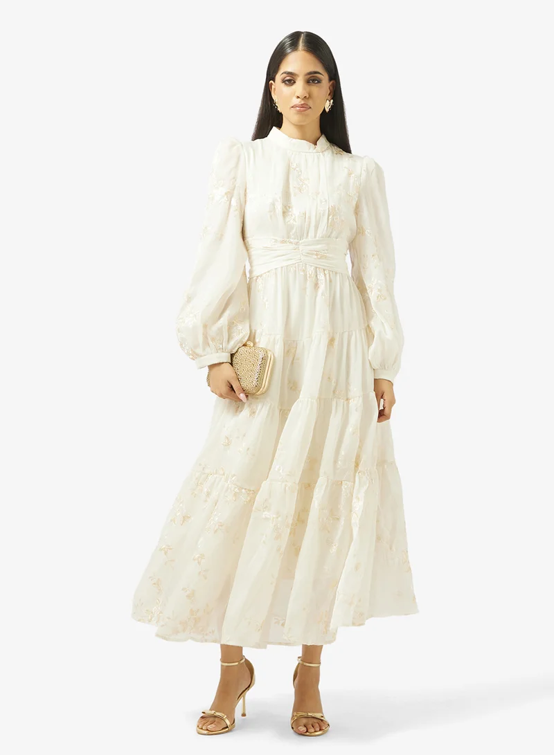 خزانة فستان - من الدانتيل