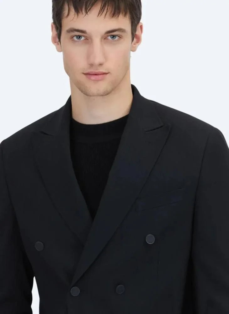 كيب جاكيت أسود مخطط مريح