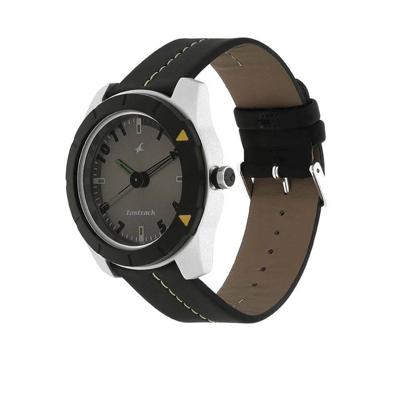 fastrack Men Premium Grey Dial Sporty Plastic Strap Watch High Performance Look 3015AL02 - Image 2