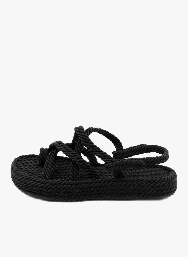 مومكا صنادل نومادز إصبع بحبل أسود