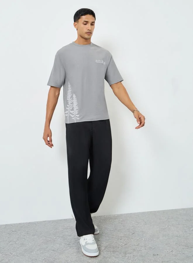 ستايلي تيشيرت مطرز بقصة واسعة