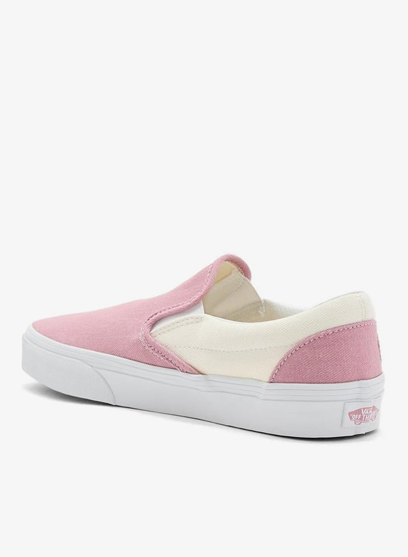 VANS Classic Slip-On Comfort Shoes - Image 2