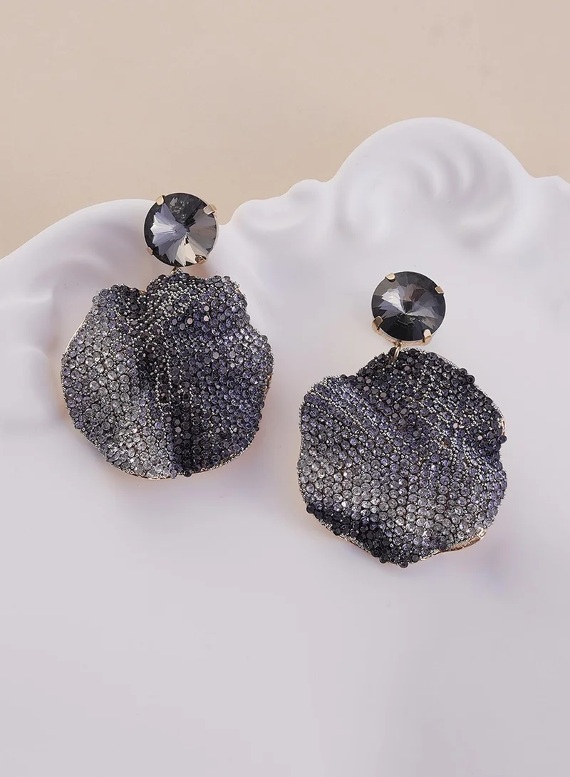 SOHI Glacier Swirl Crystal & Onyx Studded Artificial Drop Earring Jewellery