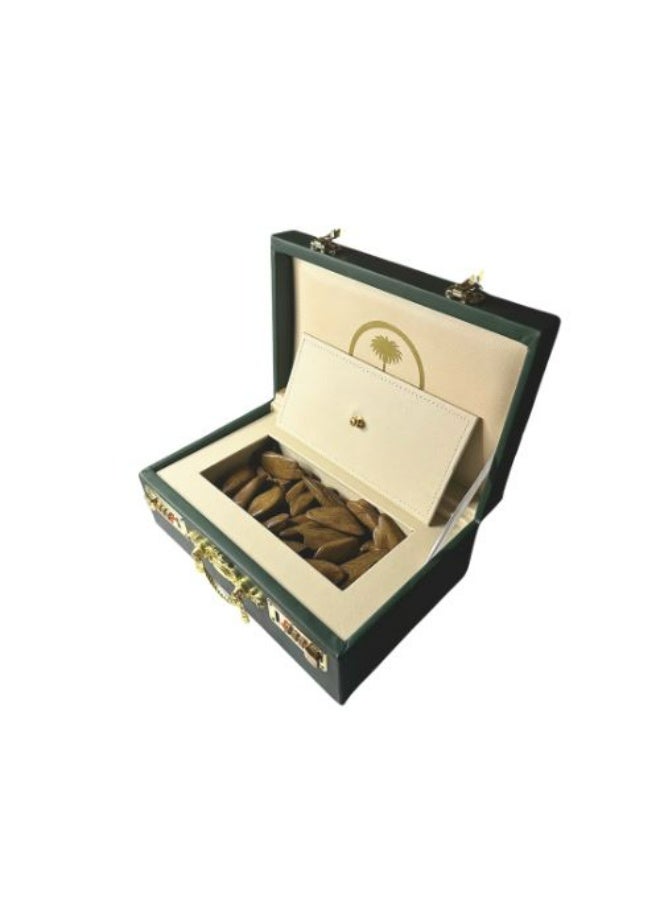 HASD-OUD Moroccan hospitality oud, a quarter kilo (250 g) in a leather bag with two swords and a palm tree logo - Image 1