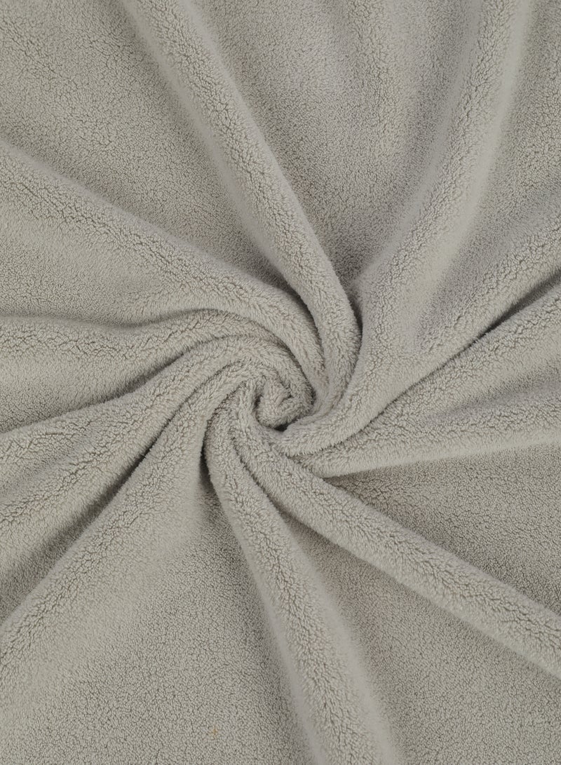 DrSleeep Light Grey Large Bath Towel - Ultra-Soft Coral Fleece, High Water Absorption, Lightweight, and Gentle on Sensitive Skin - Quick-Dry and Durable for Everyday Use - Image 2