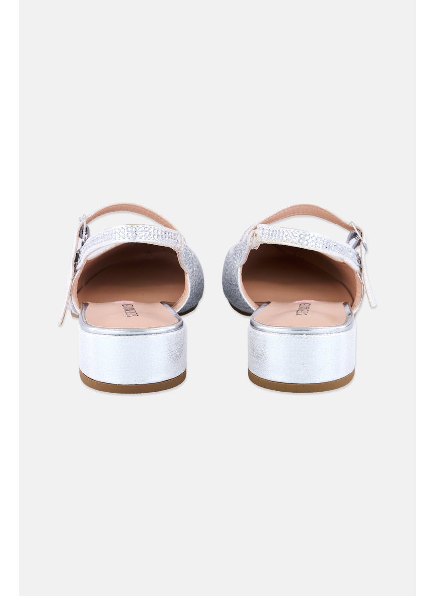 STEVE MADDEN Kids Girl Jbelinda Adjustable Sandals, Silver  - Image 3