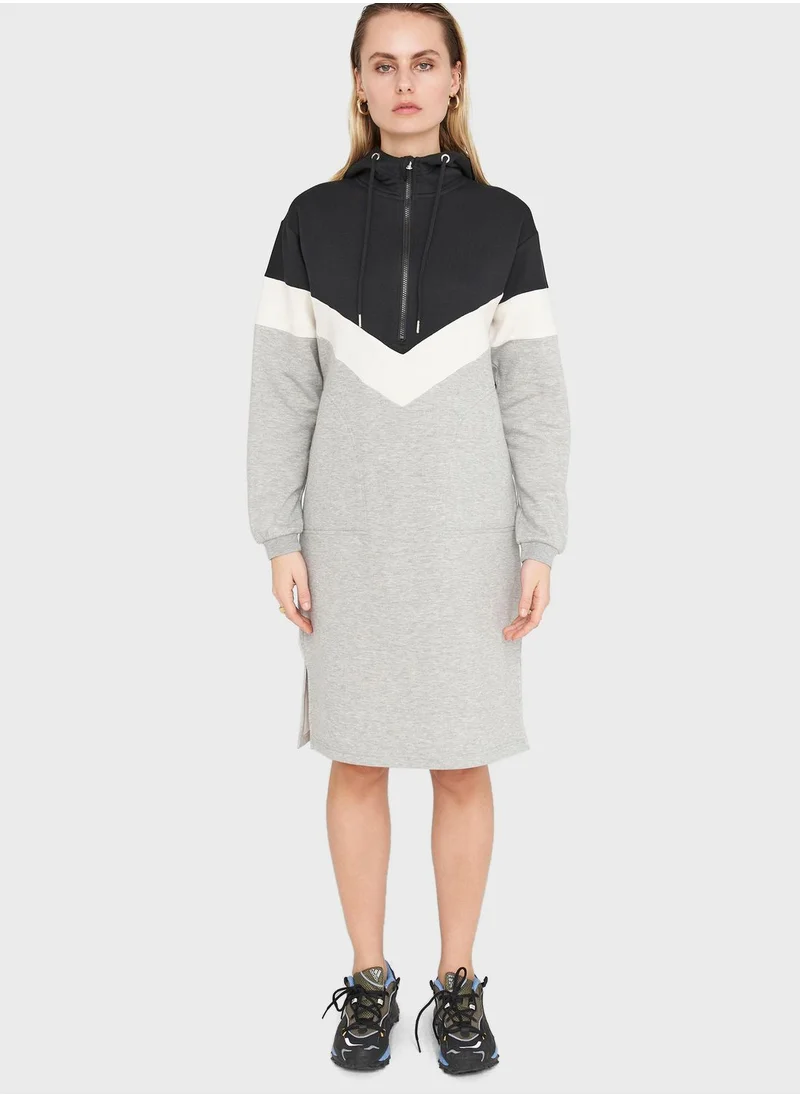 NOISY MAY Zip Detail Hooded Sweat Dress