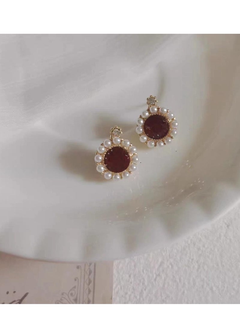 Red circular flower shaped pearl earrings  - Image 4