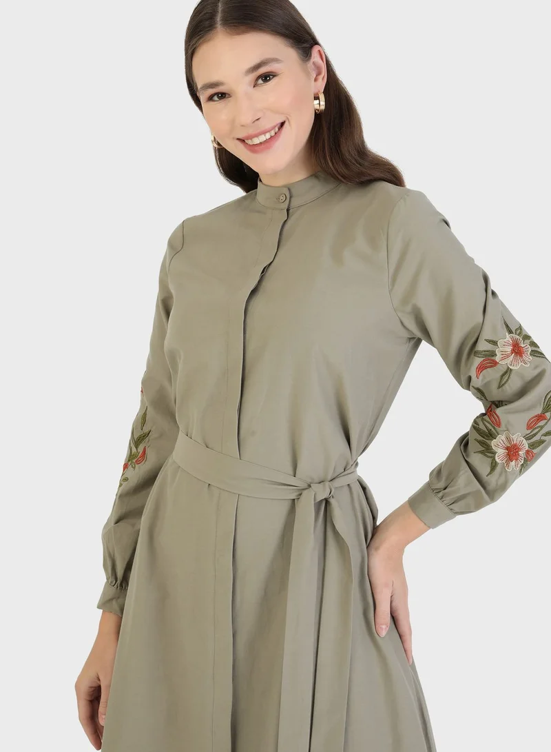 Refka by modanisa Embroidered Belt Detail Dress