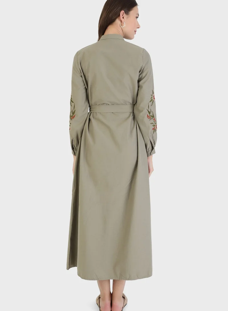Refka by modanisa Embroidered Belt Detail Dress
