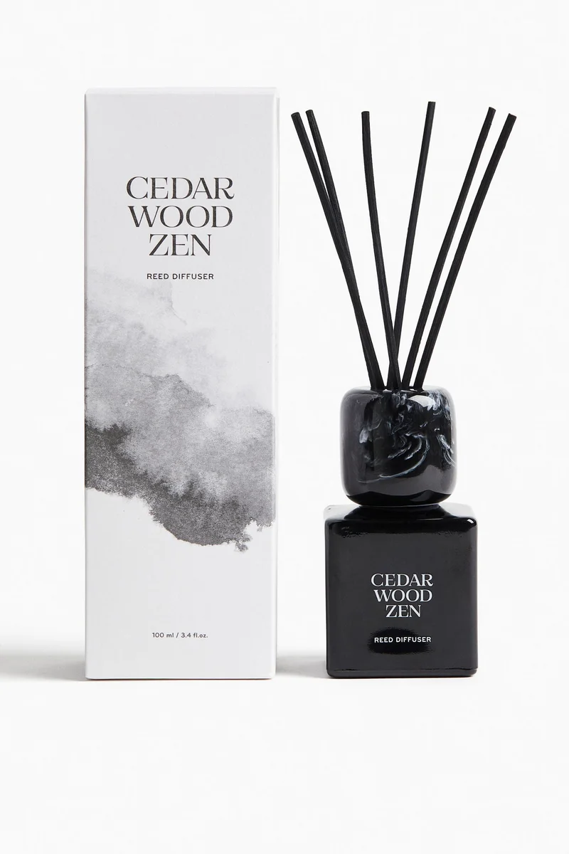 اتش اند ام موزّع عطري بأعواد خيزران