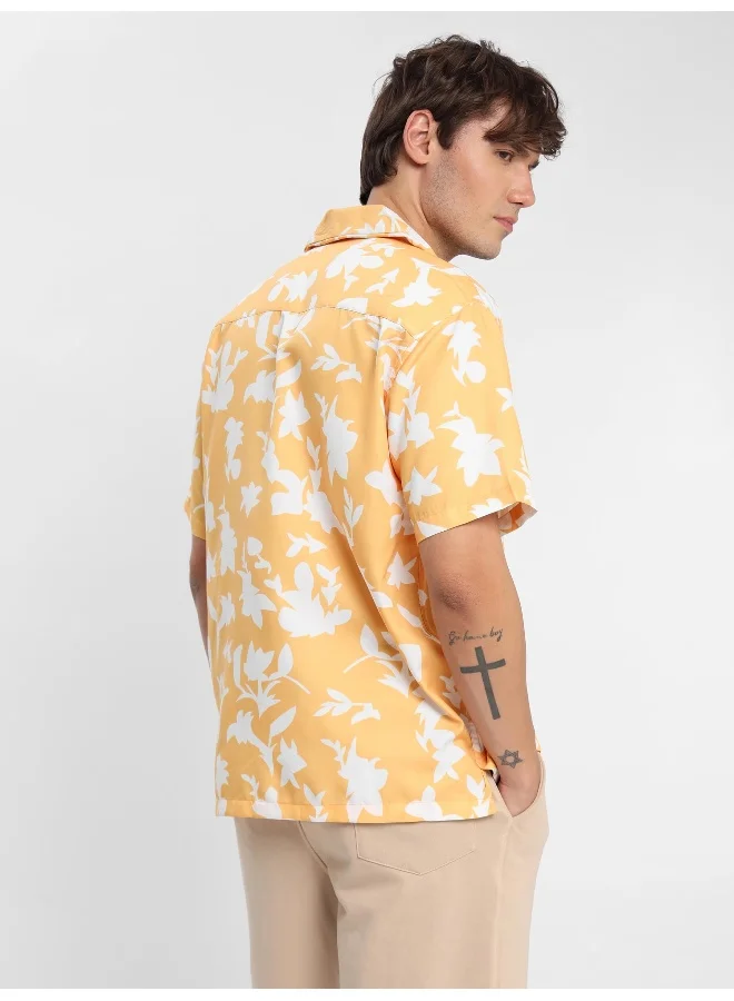 Beyoung Half Sleeve Patterned Hawaiian Shirt for Men Yellow