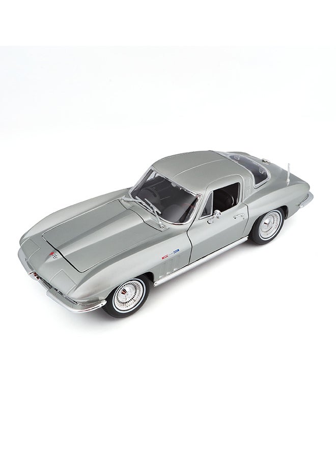 Maisto - 1:18 Special Edition 1965 Chevrolet Corvette Silver Officially Licensed Scaled Replicas of Collectible Diecast Metal Models with Exquisite Interior and Exterior Detailing for All Age. - Image 1