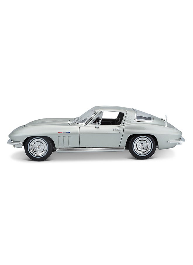 Maisto - 1:18 Special Edition 1965 Chevrolet Corvette Silver Officially Licensed Scaled Replicas of Collectible Diecast Metal Models with Exquisite Interior and Exterior Detailing for All Age. - Image 1