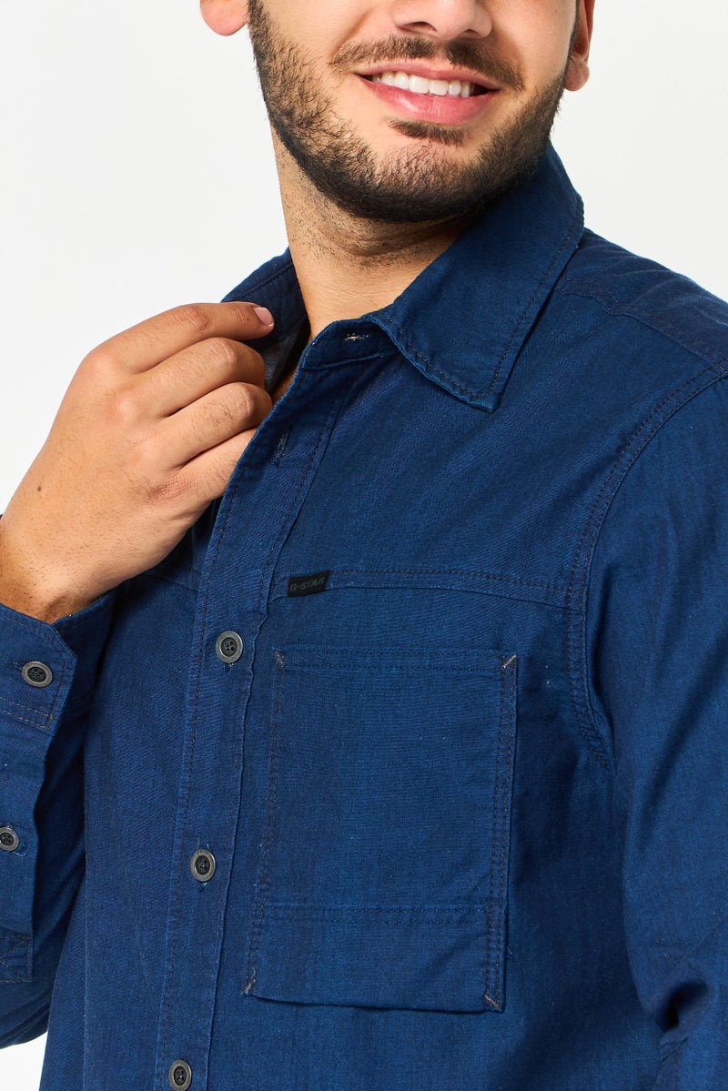 G-Star RAW قميص جينز كاجوال بأكمام طويلة بتصميم عادي للرجال بشعار العلامة التجارية، أزرق داكن - Image 3