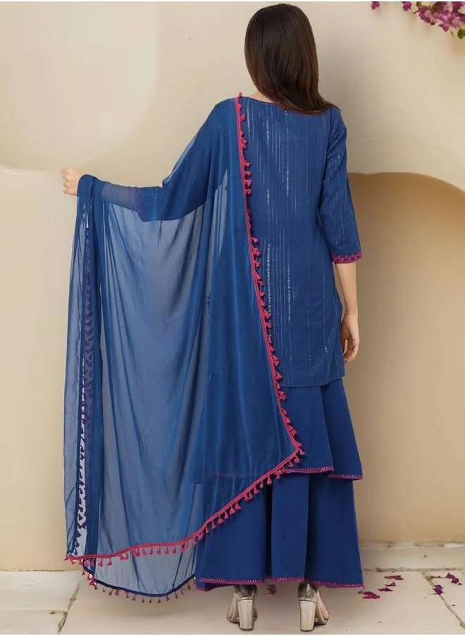 آي شين Tunic Women Blue Cotton Kurta Set with Embroidered pattern Tunic and Palazzo features a Round neckline and Three-Fourth Sleeve secured with Elastic closure and styled in Straight Fit ideal for Festive moments — designed to make heads turn.