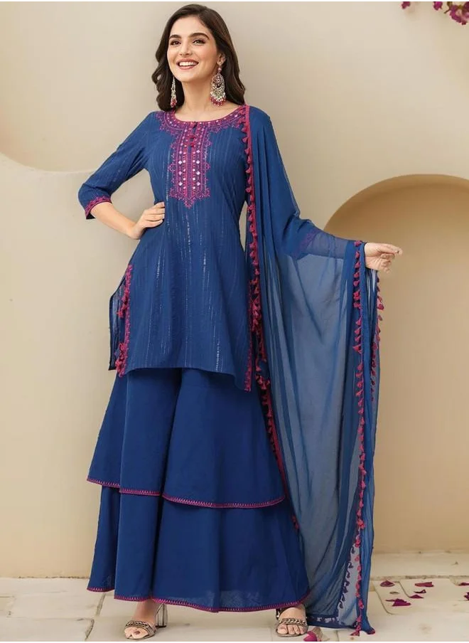 آي شين Tunic Women Blue Cotton Kurta Set with Embroidered pattern Tunic and Palazzo features a Round neckline and Three-Fourth Sleeve secured with Elastic closure and styled in Straight Fit ideal for Festive moments — designed to make heads turn.
