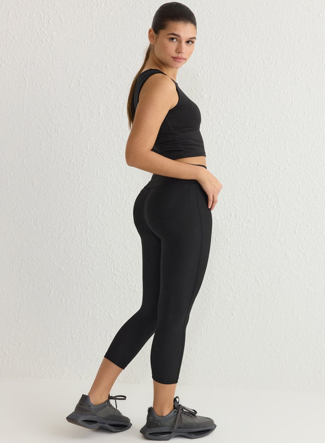 trendyol Black Reflective Print Detail Capri Length Knitted Sports Tights THMSS25TY00001 - Image 2