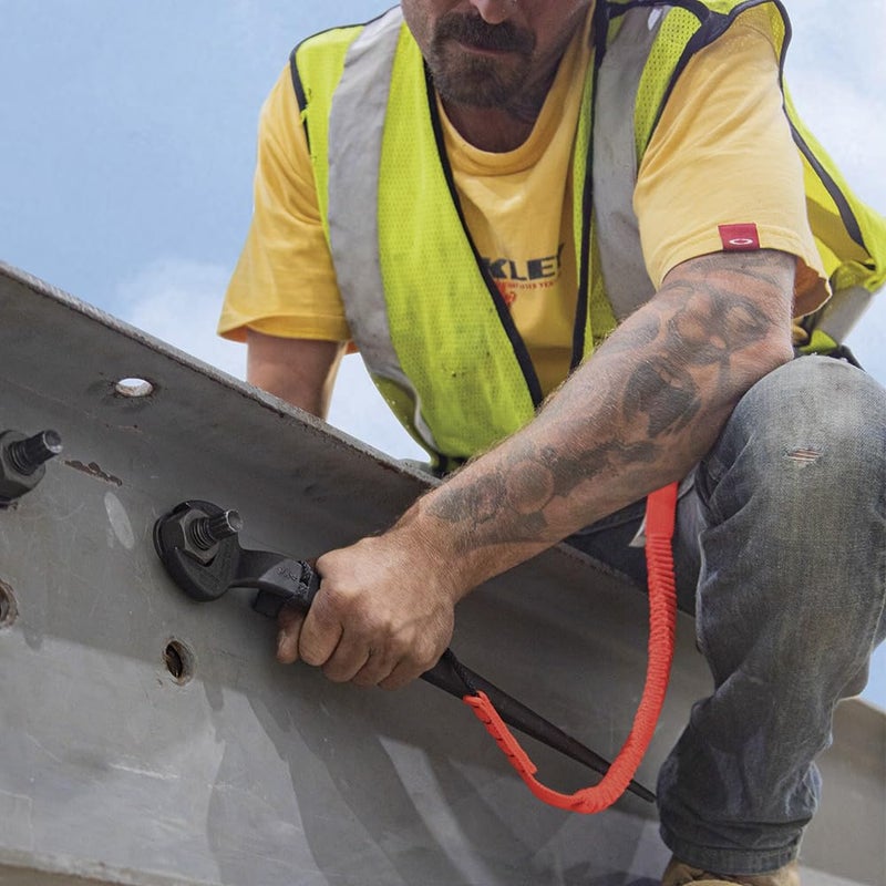 KLEIN TOOLS 3212TT Construction Spud Wrench with Tether Hole, Made in USA, 1-1/4-Inch Nominal Opening, 3/4-Inch Bolt for US Heavy Nut - Image 5