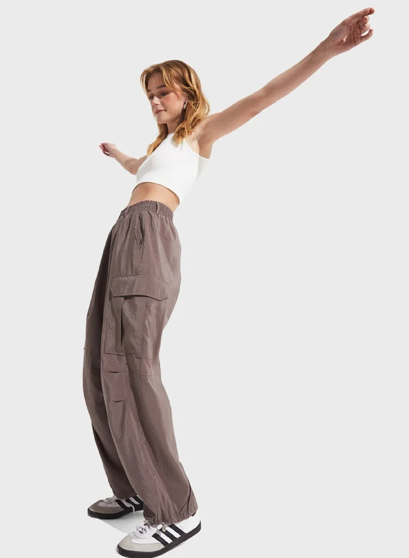 JUNE Pocket Detail Pants