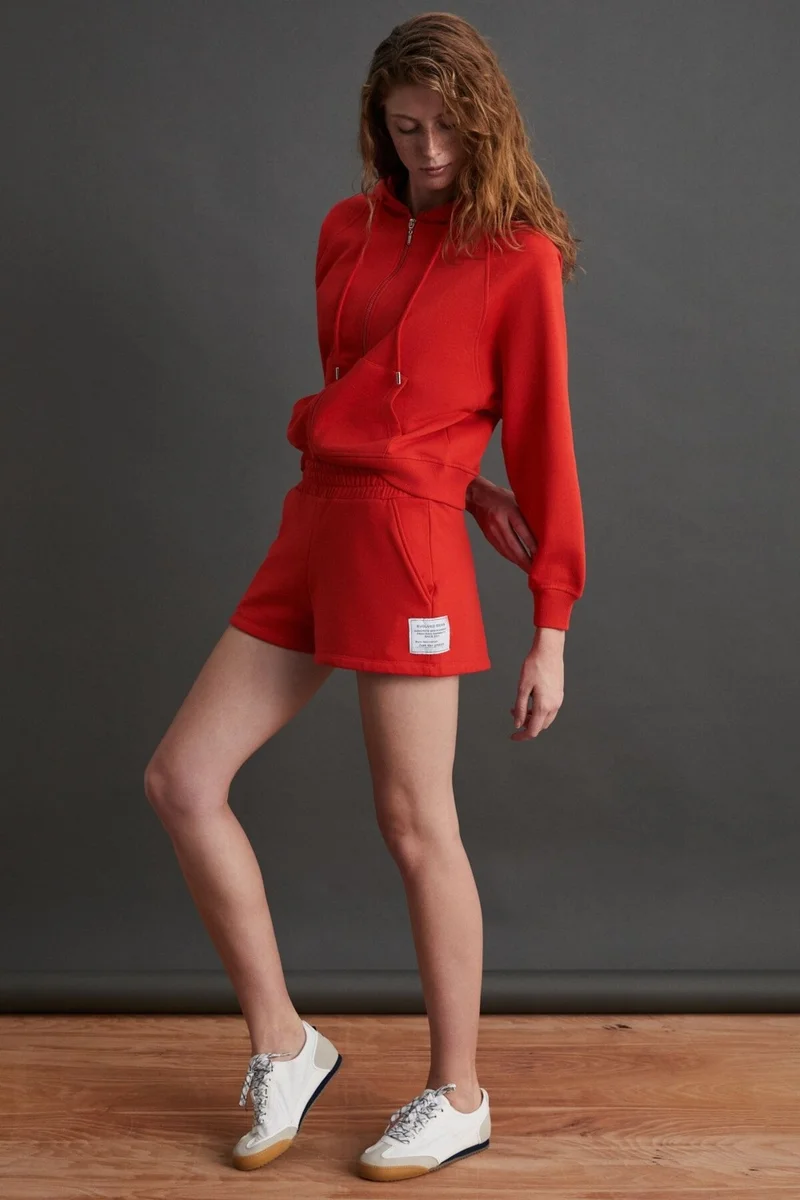 جريميلانج Danixa Women's 3 Yarn Ribbed Decorative Label Detailed Mini Red Shorts