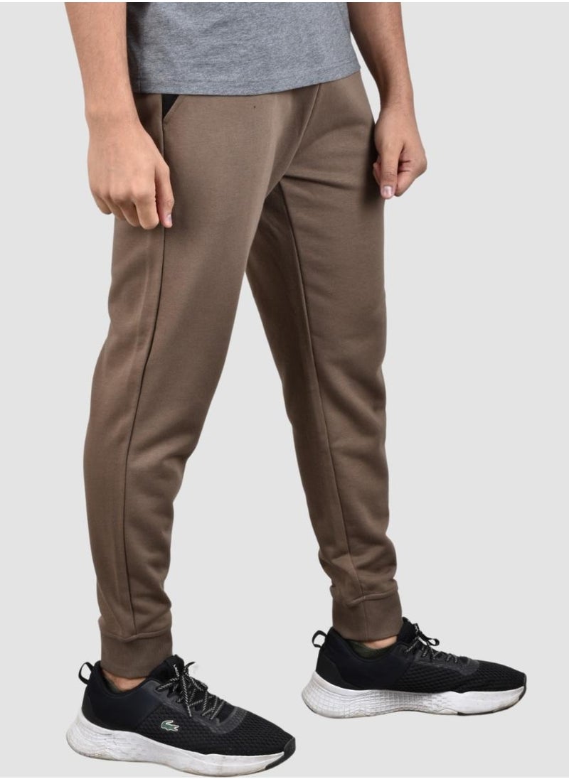GIORDANO - سروال جوجير من قماش تيري الفرنسي للرجال - بني - Image 1