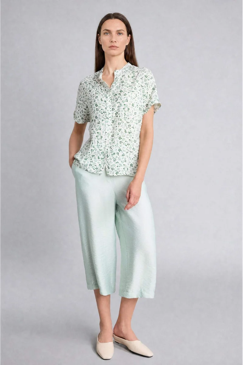 ديفاكتو Straight Fit Wide Leg Capri Trousers