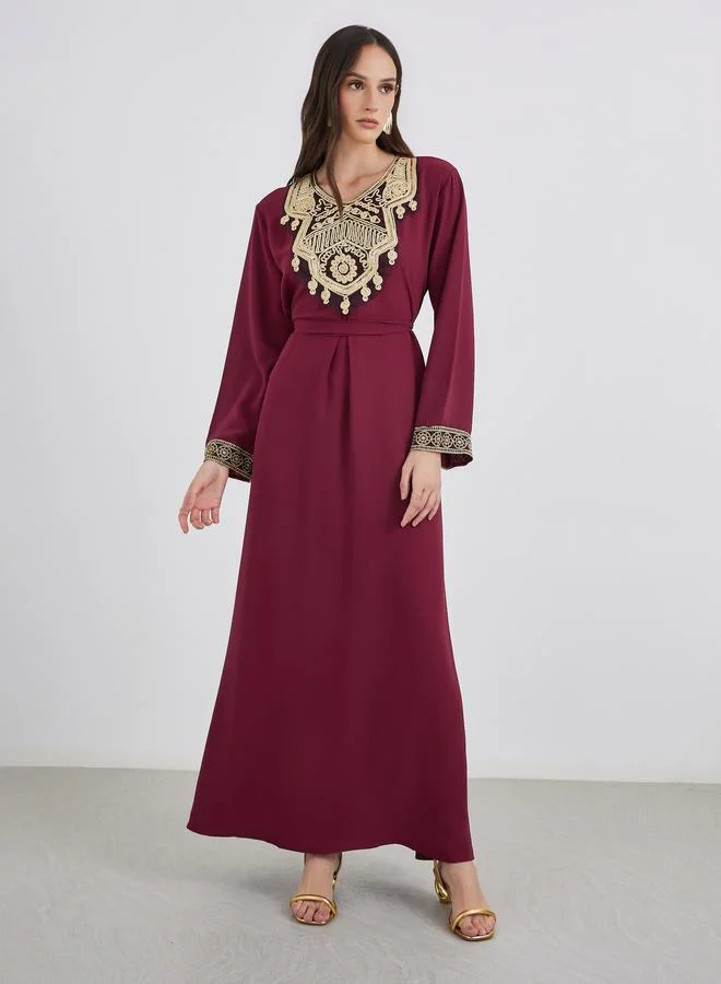 Styli Styli Embroidered V Neck A-Line Jalabiya