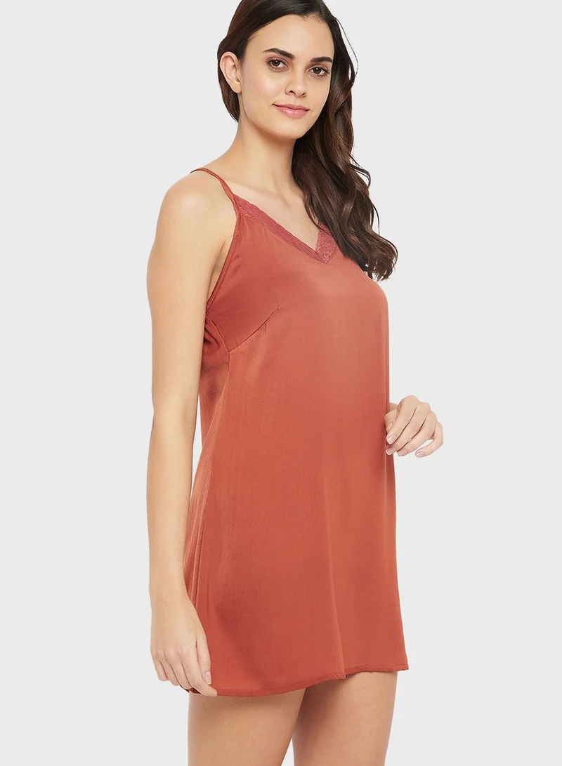 Clovia Chic Basic Short Nighty - Satin