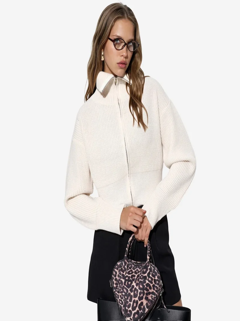 فيورنا VIORNA Women’s Cropped Ribbed Zip Cardigan