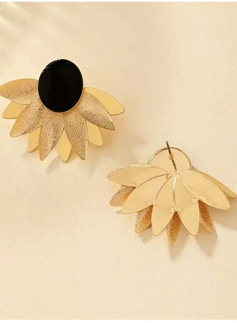 SHEIN1pair Flower And Leaf Shaped Metallic Drop Earrings With Enamel, - Image 2
