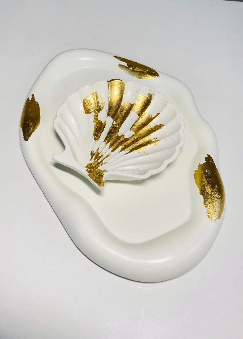 TREETRUNK® Handmade Concrete Shell Trinket Tray | Jewellery/Makeup/Table Organizer l Home Decor l Candle Tray | Multipurpose (9.5×9.5cm) White (Gold foil) - Image 2