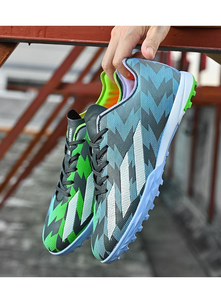 KUYING New Anti Slip And Wear Resistant Football Shoes  - Image 3